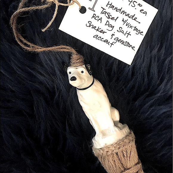 SOLD Handmade Tassel, Vintage RCA Dog - Picture 4 of 8